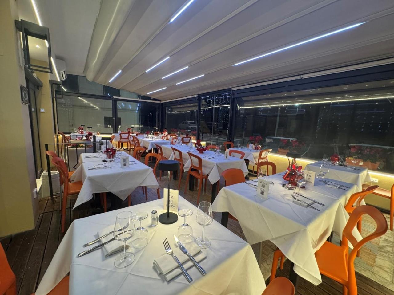 Hotel Ristorante Milton Varazze Exterior foto